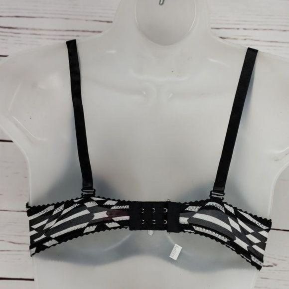 Love Bug New 34C Racing Stripes‎ Lace Bra - Picture 5 of 5